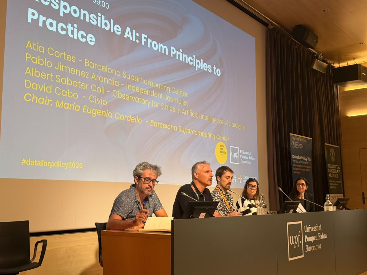 Imatge de la taula "Responsible AI: From Principles to Practice", dins del marc de la conferència Data for Policy 2026 a Barcelona